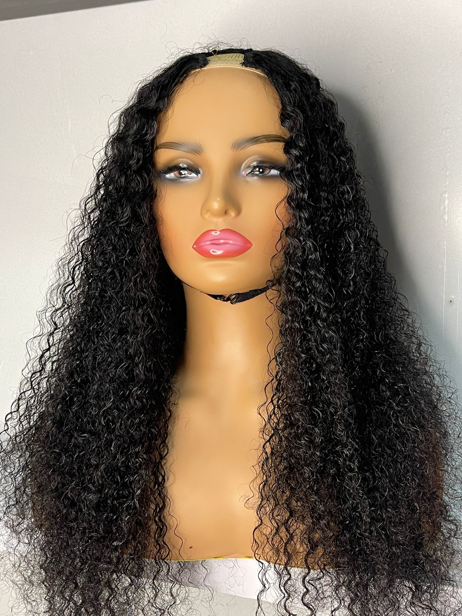U part Lia curly Brazilian wig - El Shaddai Laudia Hair