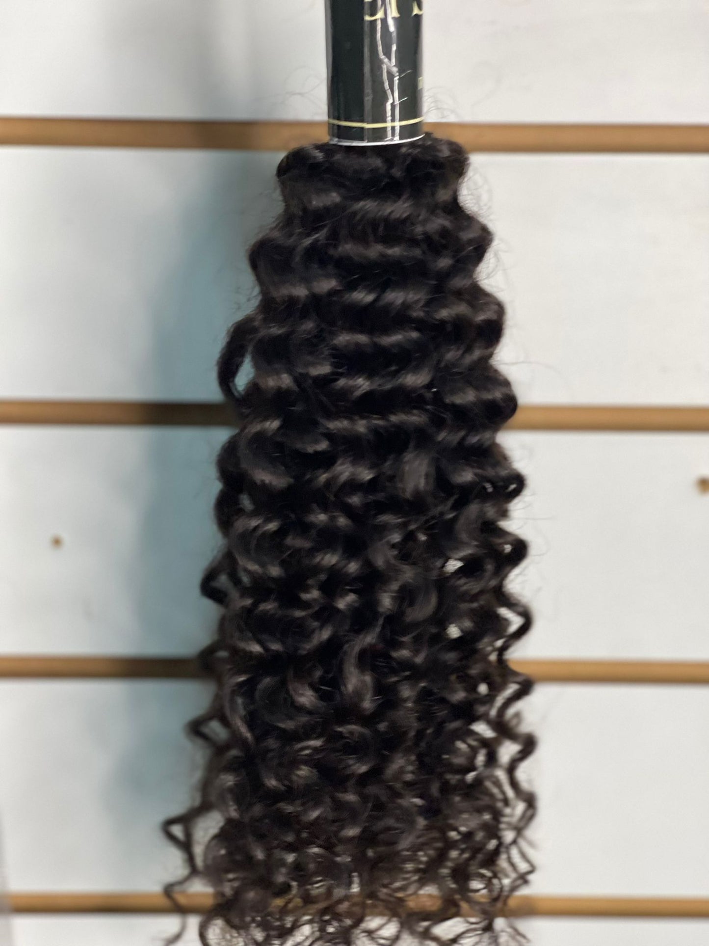 Kinky Curly Ringlet - El Shaddai Laudia Hair