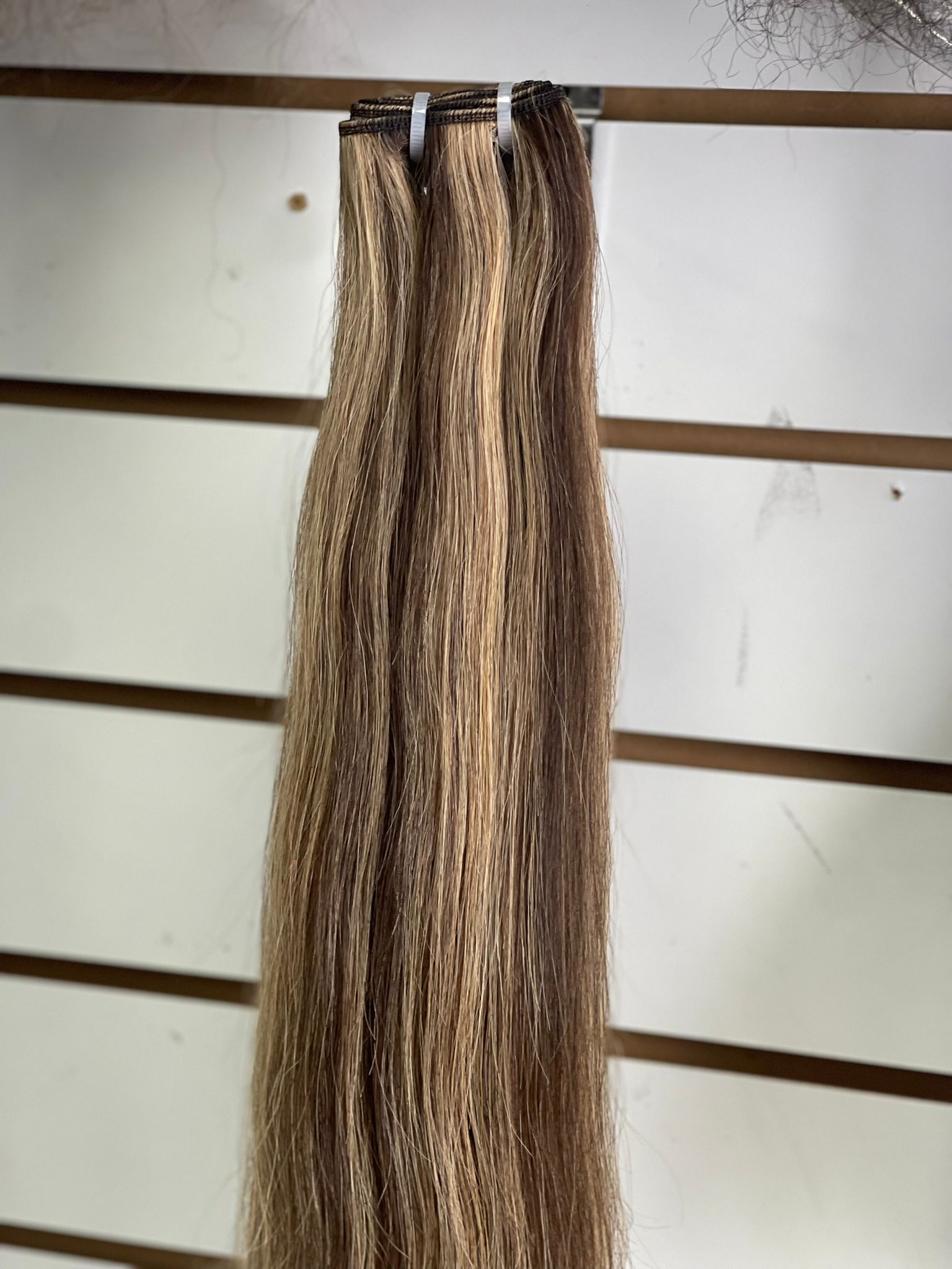 B4/613 - El Shaddai Laudia Hair