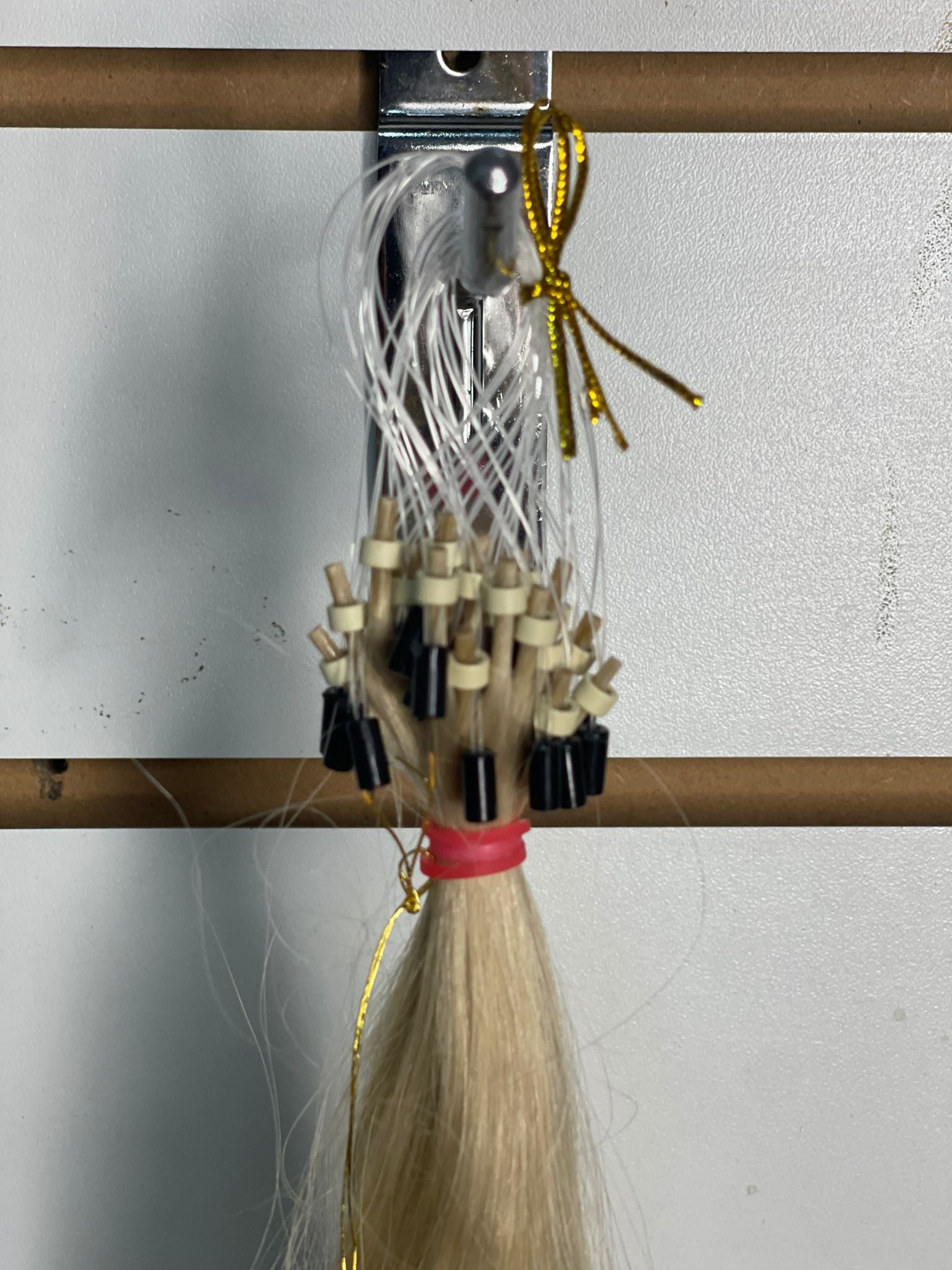 Blond Loop Wavy - El Shaddai Laudia Hair